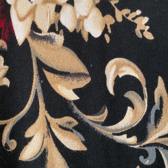 This is an elegant White House Black Market cardigan. - Picture 7 of 12